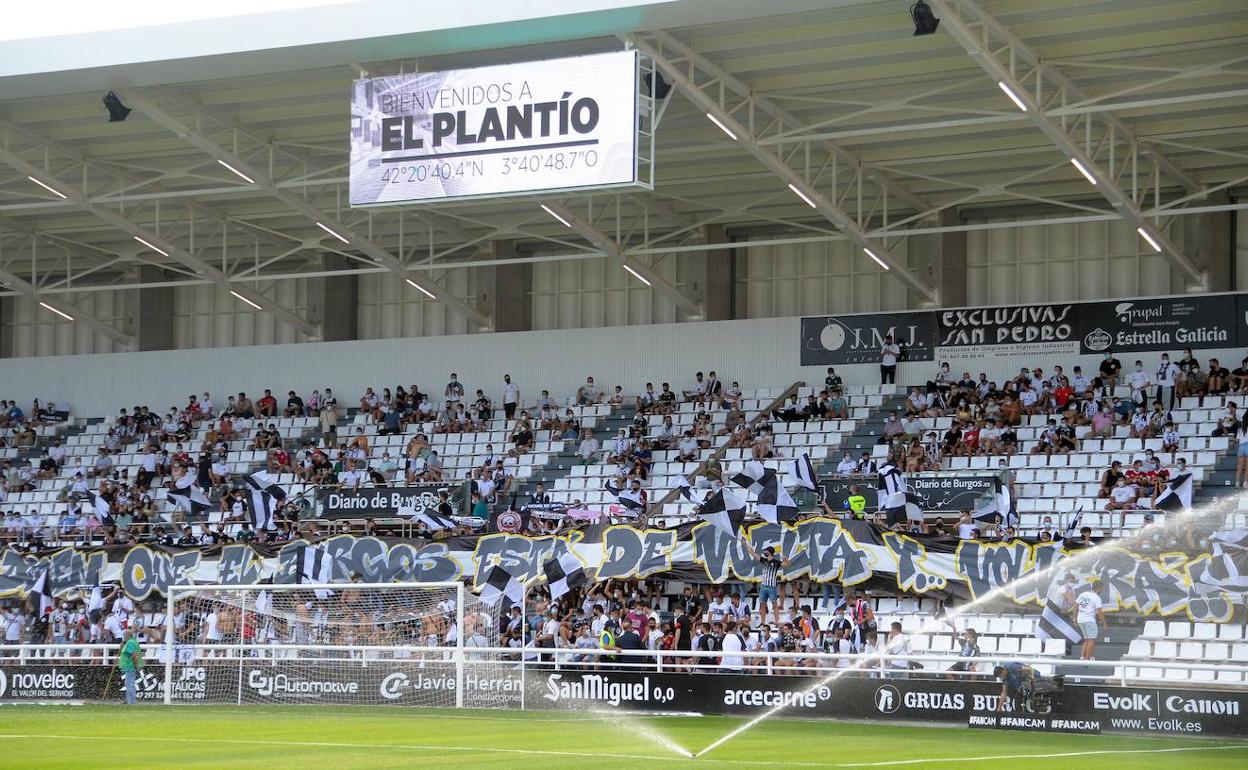 Burgos CF El hincha del Burgos CF que escupió a un jugador del